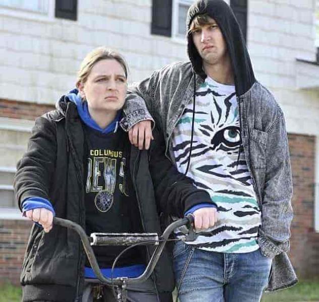 مسلسل Welcome to Flatch الموسم الاول الحلقة 8 الثامنة مترجمة